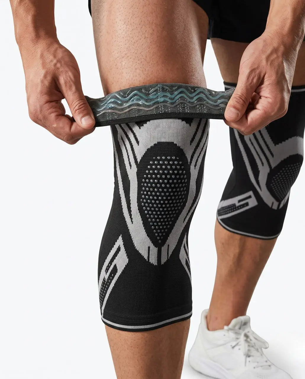 Athletic Knee Compression Sleeve with Silicone Grip & 4-Way Stretch – For Running, Gym, Basketball, Padel & Volleyball